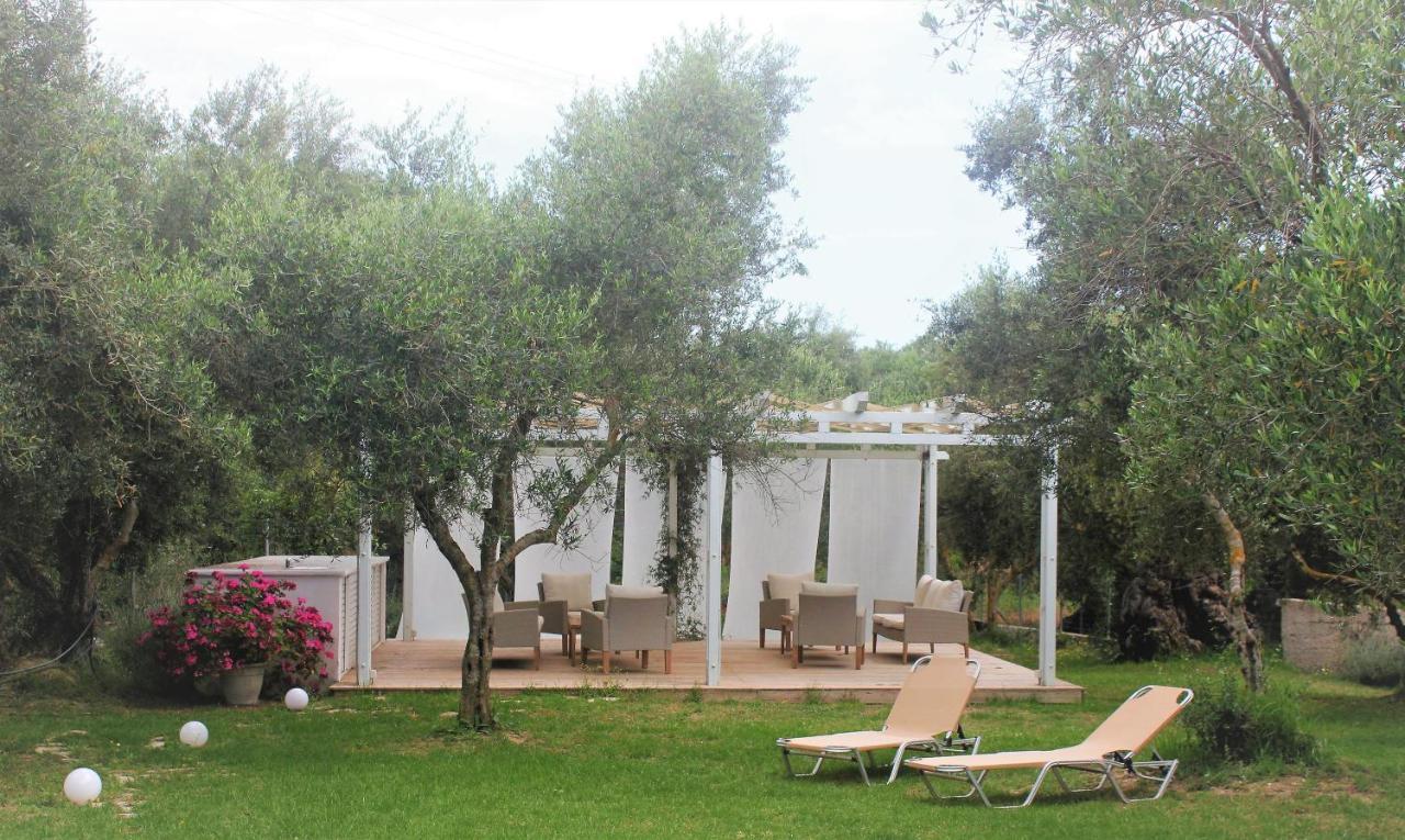 טסיליבי Rodis Studios מראה חיצוני תמונה